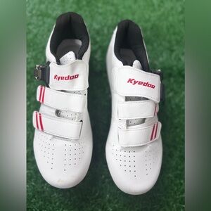 Kyedoo White‎ Cycling Shoes Size 39